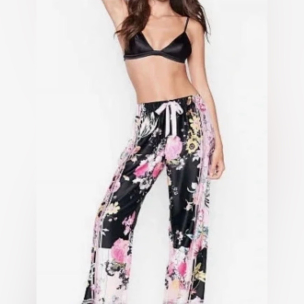 Victoria’s Secret Silky Floral Print Lounge Pajama Pants Size XS